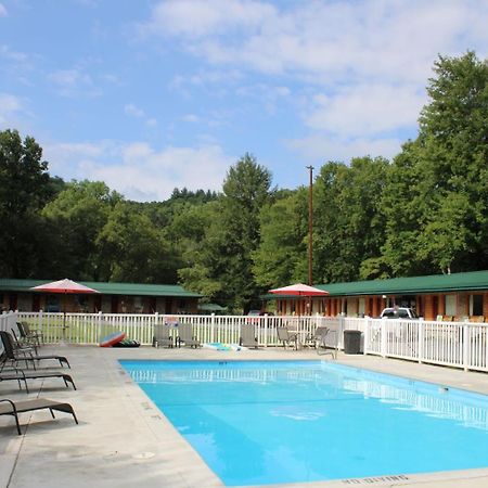 Two Rivers Lodge Bryson City Exterior foto